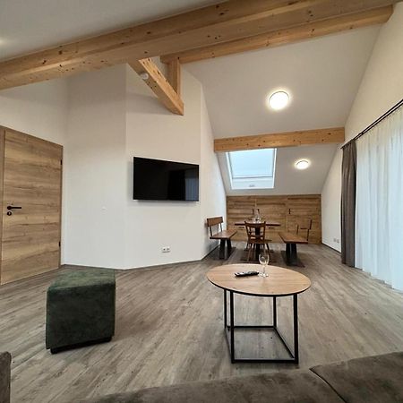 Landgasthaus Zur Linde Pleiskirchen Екстериор снимка