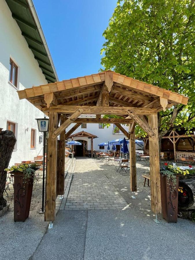 Landgasthaus Zur Linde Pleiskirchen Екстериор снимка