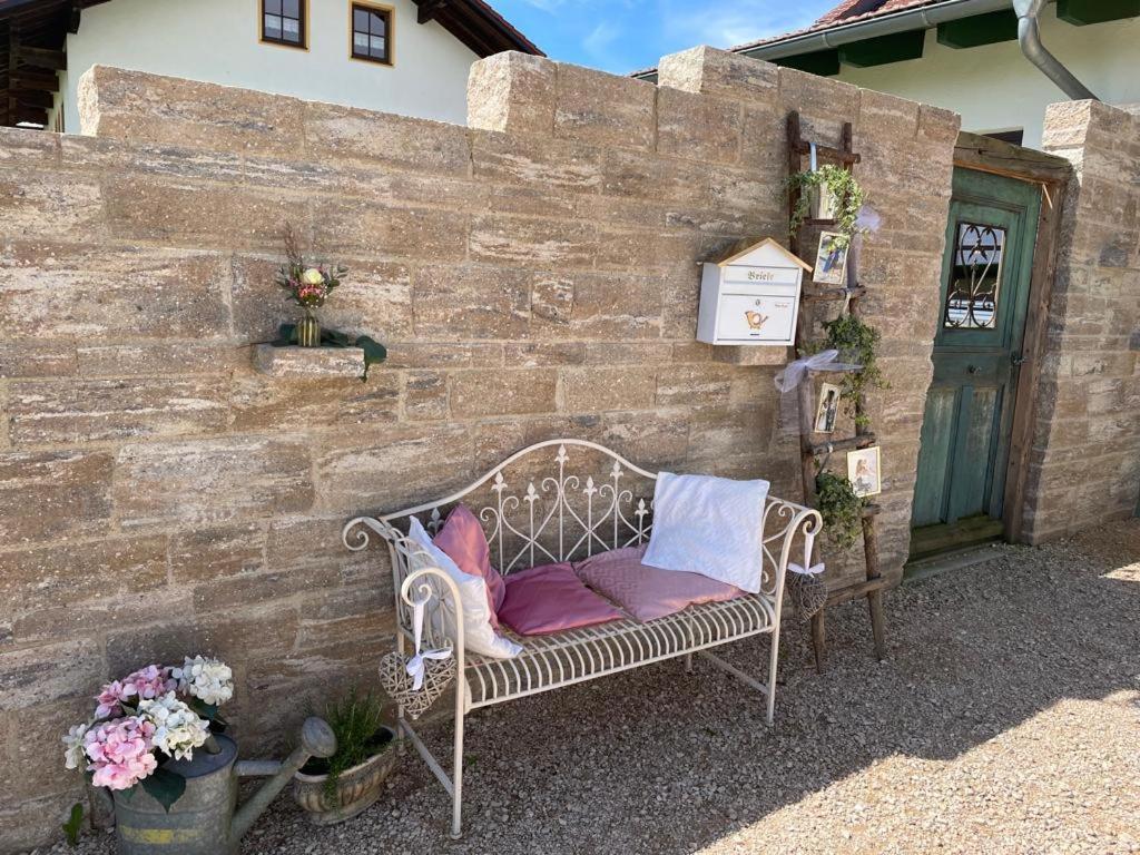 Landgasthaus Zur Linde Pleiskirchen Екстериор снимка